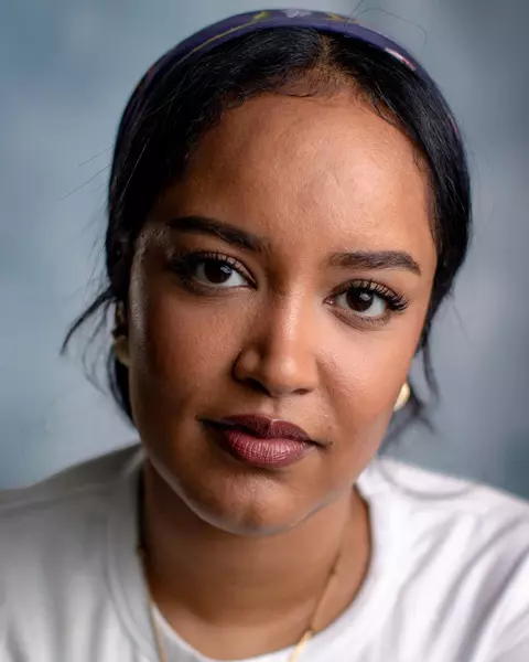 Sara Abanur headshot