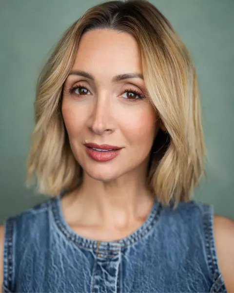 Lucy-Jo Hudson headshot