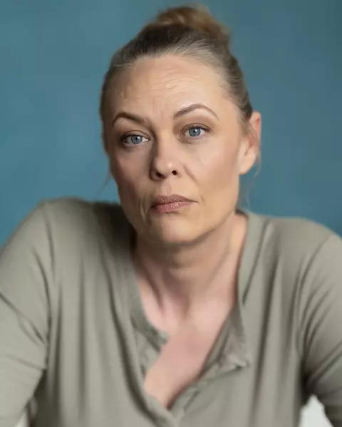 Louise Atkins headshot