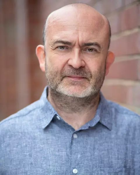 Peter Slater headshot